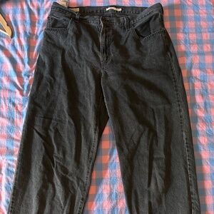 Levi’s baggy dad jeans